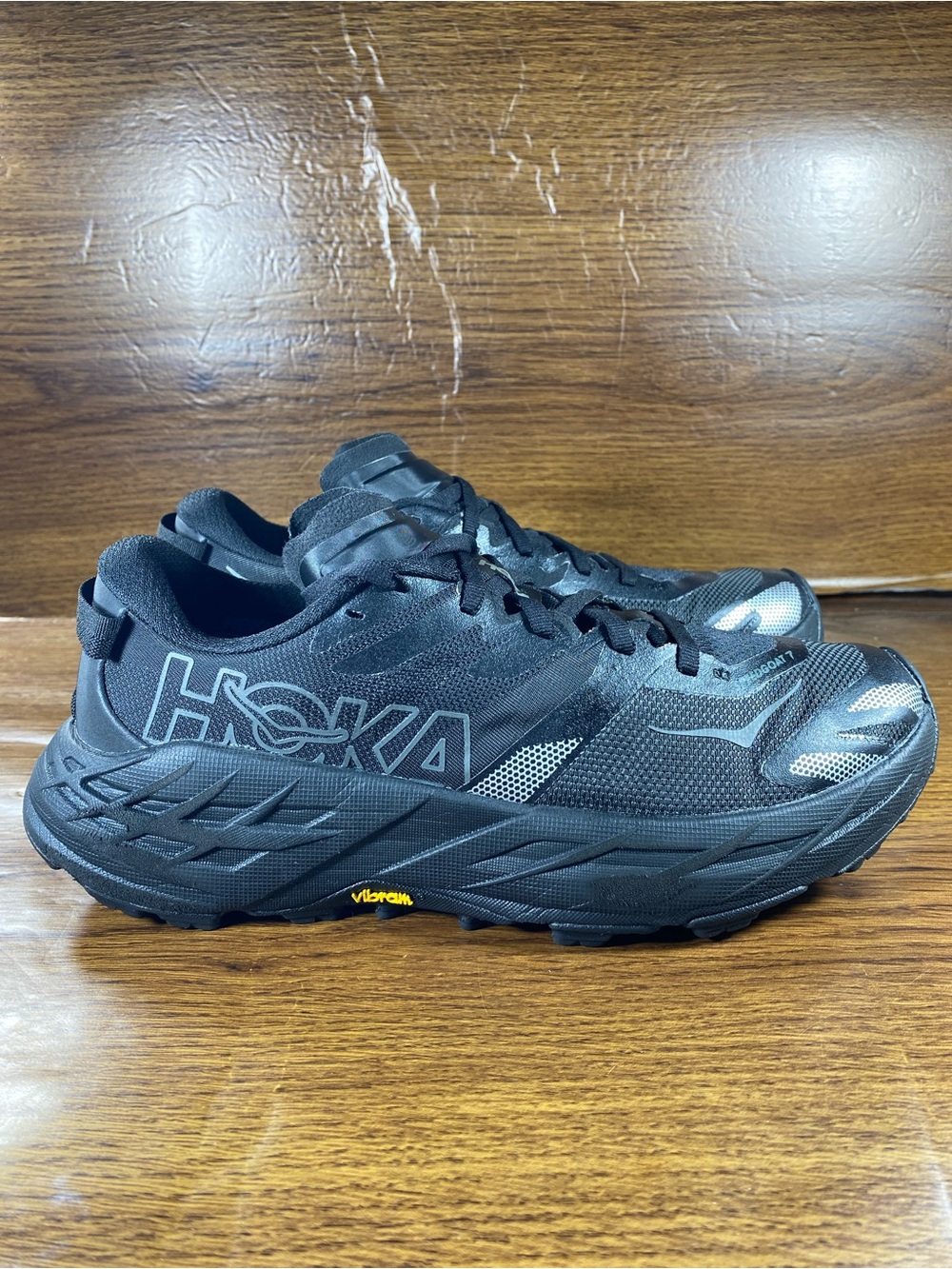 Hoka Speedgoat 7 women’s shoe size 8